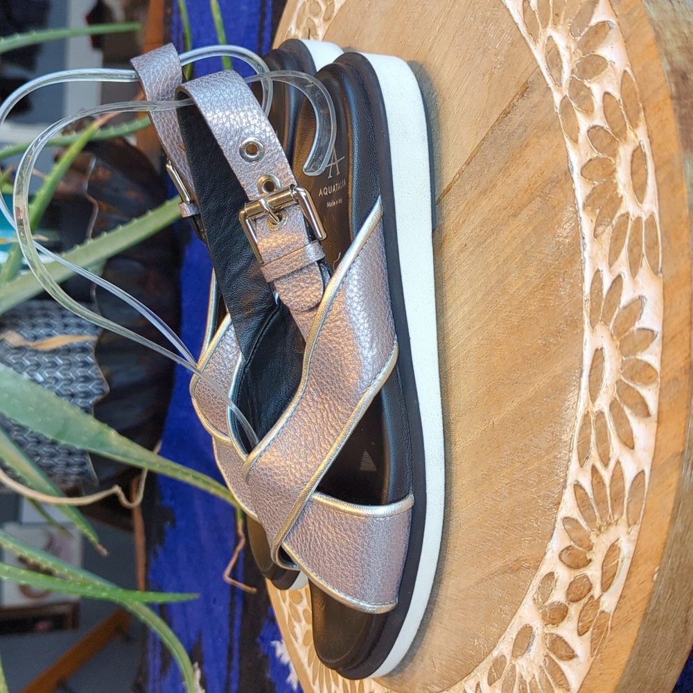Aquatalia Eloise criss cross sling back sandals 6.5 - Picture 3 of 9